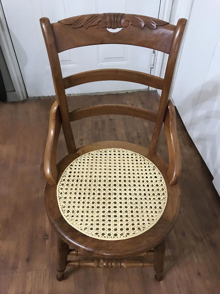 round chair